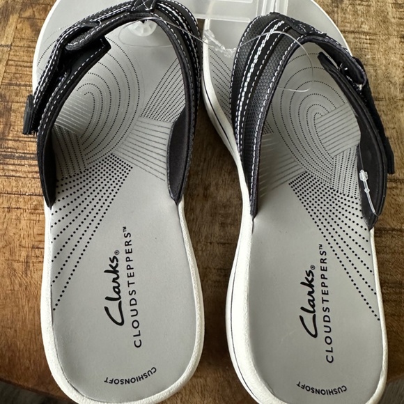 NWT CLARKS BRINKLEY JAZZ SLIPPERS - Picture 2 of 5